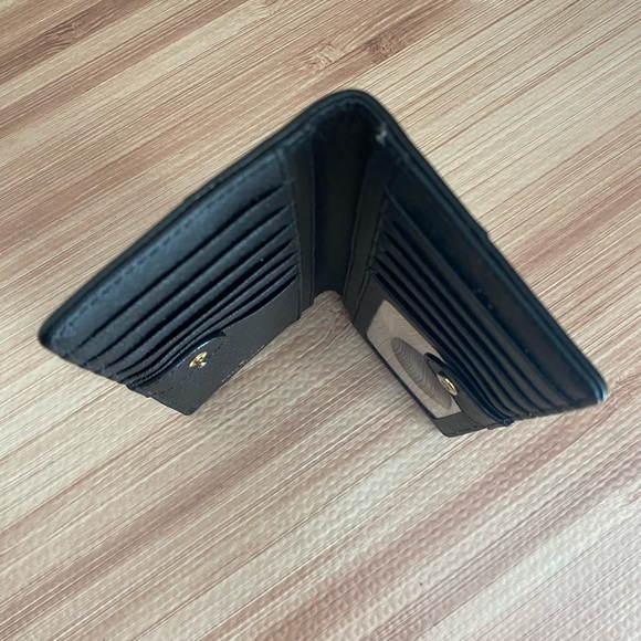 Kate Spade Cameron Clutch Wallet Snap Closure Black and Beige Coloblock - Picture 4 of 7